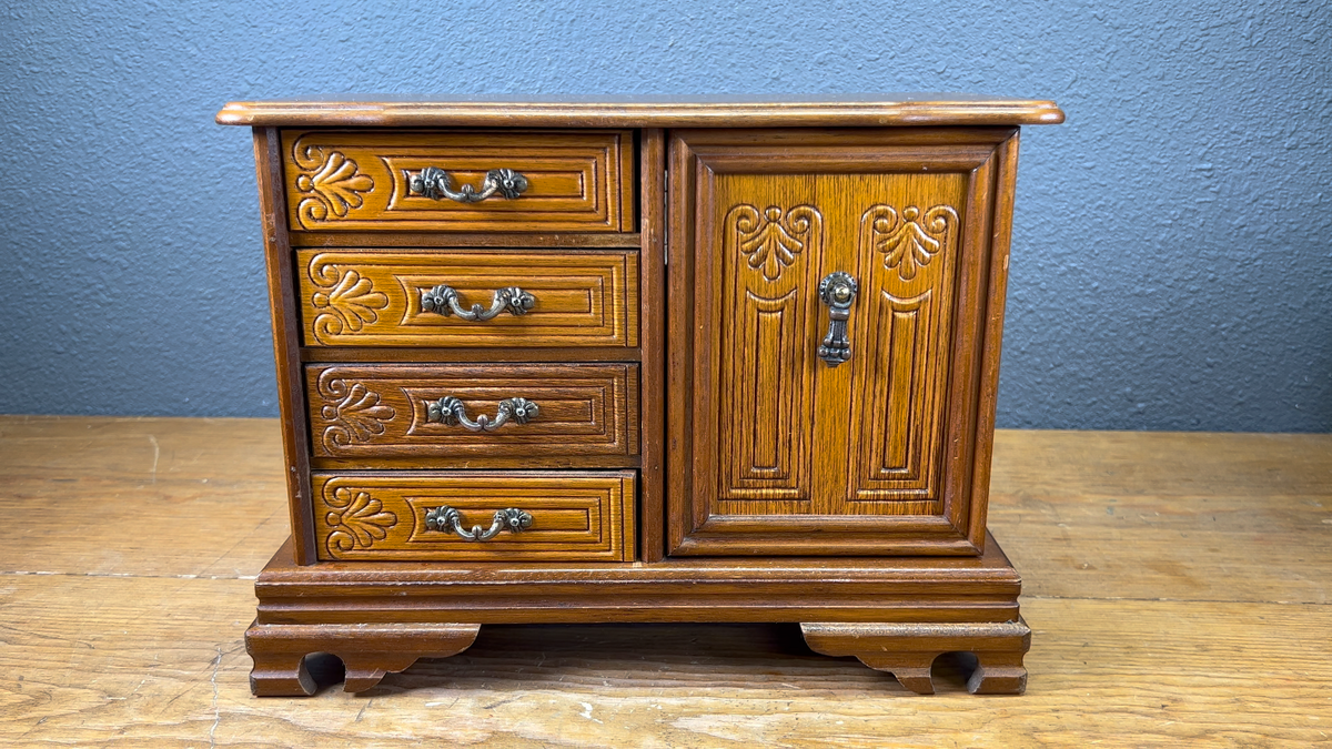 Collectable Pat Yoshikawa Carved Wood Music Jewlery Box