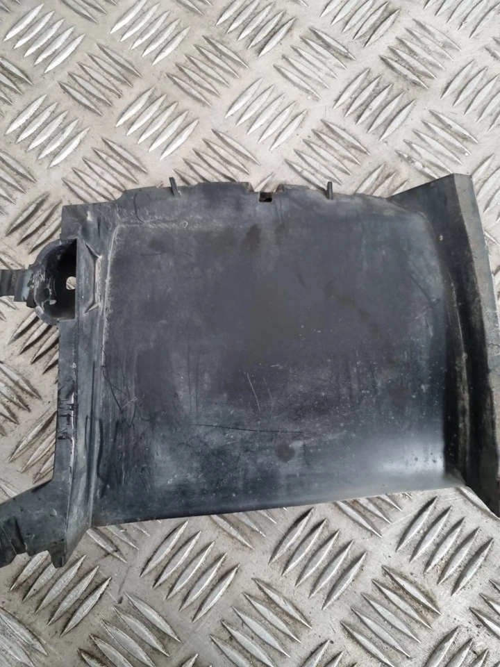 JAGUAR XE X760 2015-2019 Moldura Del Parachoques Delantero Derecho - Imagen 3 de 4