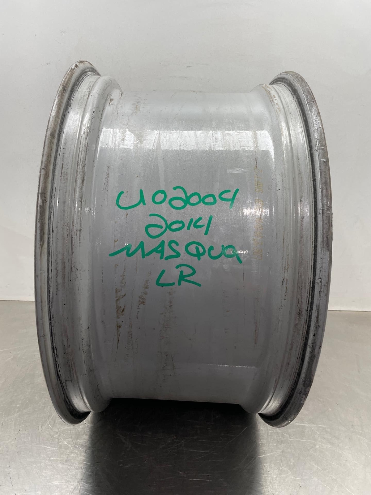 2014 Maserati Quattroporte SQ4 Oem Rear Wheel Rim 20" X 10.5" 7 Spoke Scuffs 13