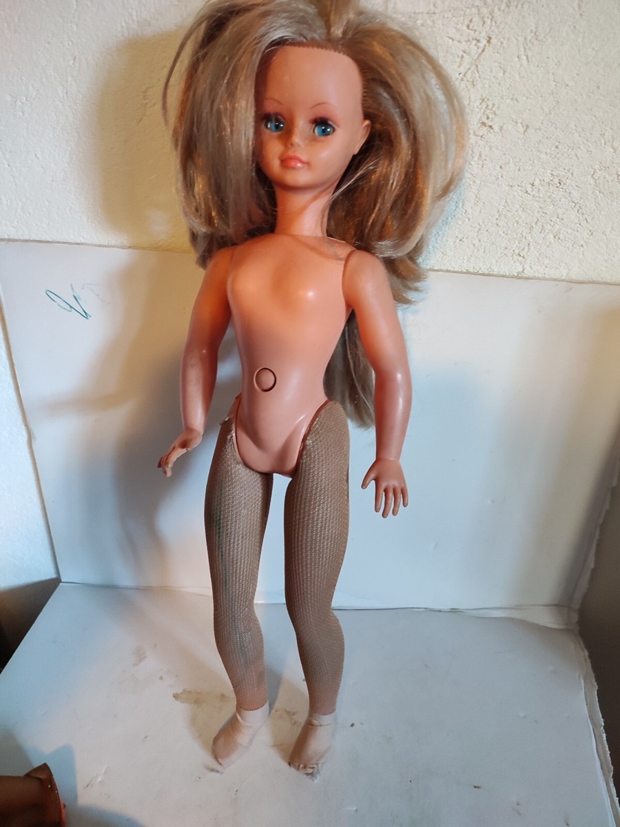 Poupée Bella Cathie Des Années 70 – 53 Cm – Mini Mannequin Vintage