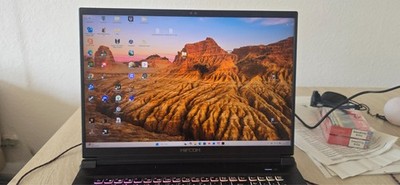 MIFCOM Gaming Laptop RTX 5090 | Intel Core Ultra 9 | 32 GB RAM | 2 TB SSD | 3 Mo