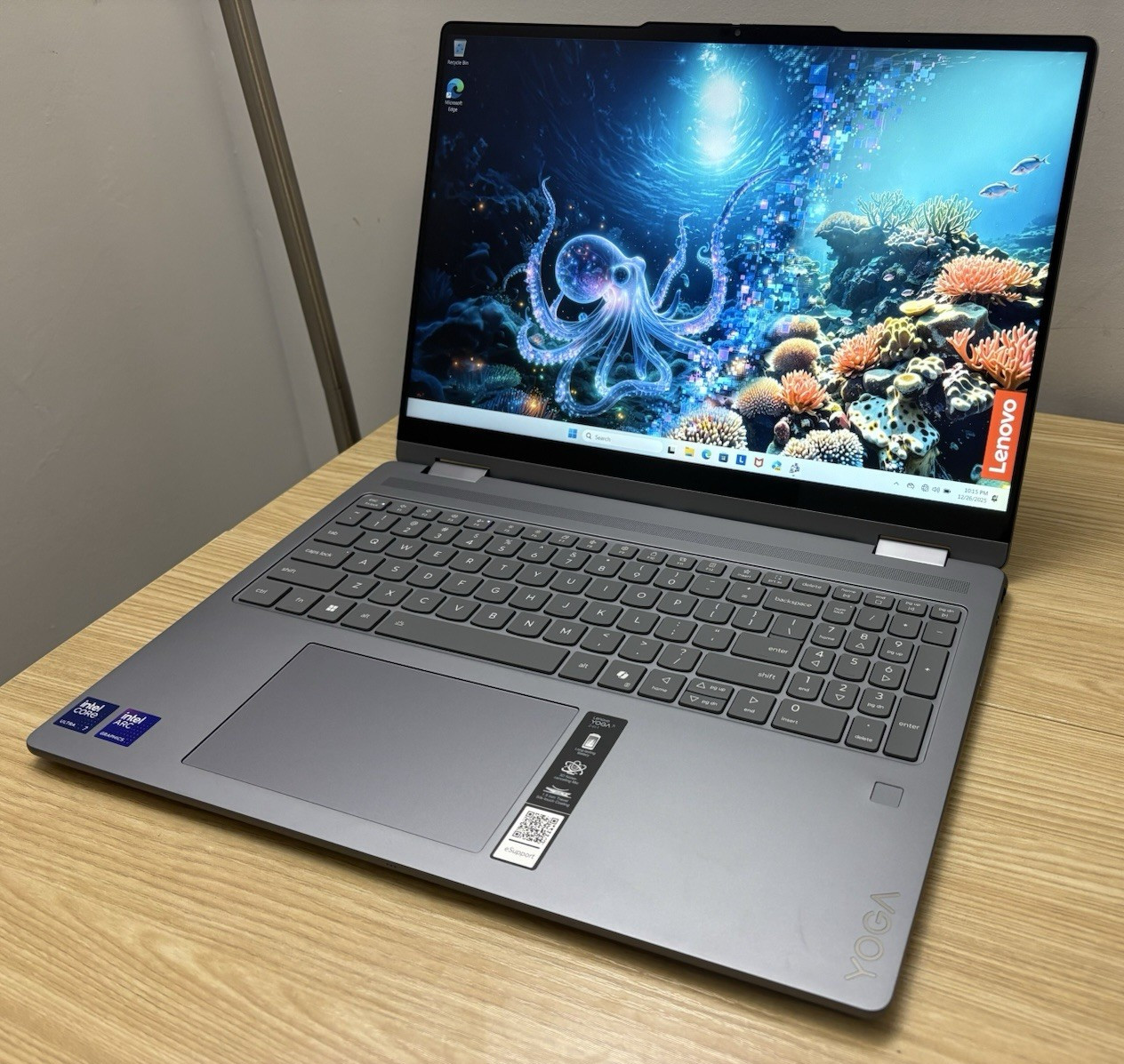 Lenovo - Yoga 7i 2-in-1 16 2K Touch Intel Core Ultra 7 256V 16GB 1TB SSD Laptop