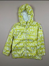 Giacca a vento Moncler Enfant con cappuccio, stampa logo all-over