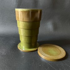 Vintage Retro Green Bakelite collapsible cup travel picnic lidded 'SCOTT' Brand