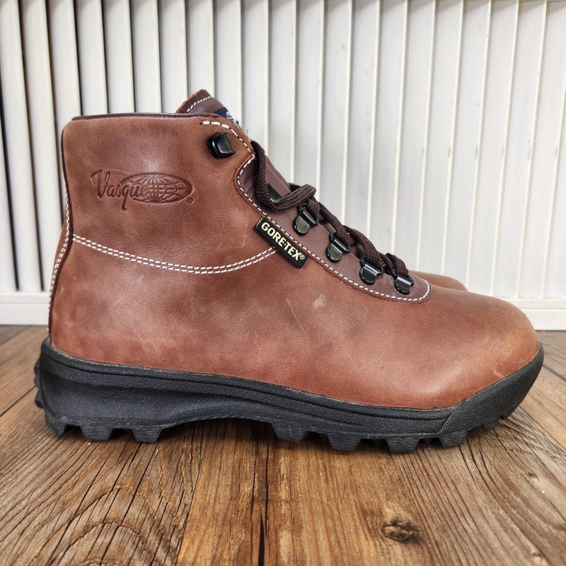 Vasque Sundowner GTX Boots - Highly rated Buy It For Life recommendation