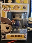 Funko Pop Basketball NBA Luka Doncic Lakers 217 w pop protector In stock