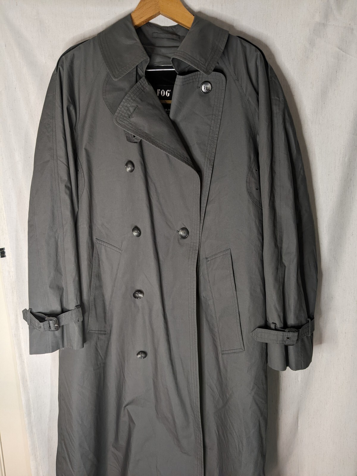 LONDON FOG Grey Trench Coat with Thinsulate Thermal Zip-Out R40 Liner