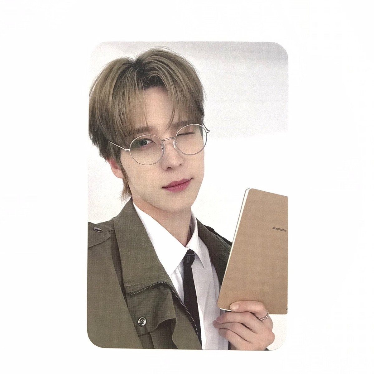 〈a-rusan〉 GOLDEN SOUNDWAVE　トレカ ATEEZ GOLDEN HOUR PT. 2 OFFICIAL POB SOUNDWAVE PHOTOCARD -STICKER