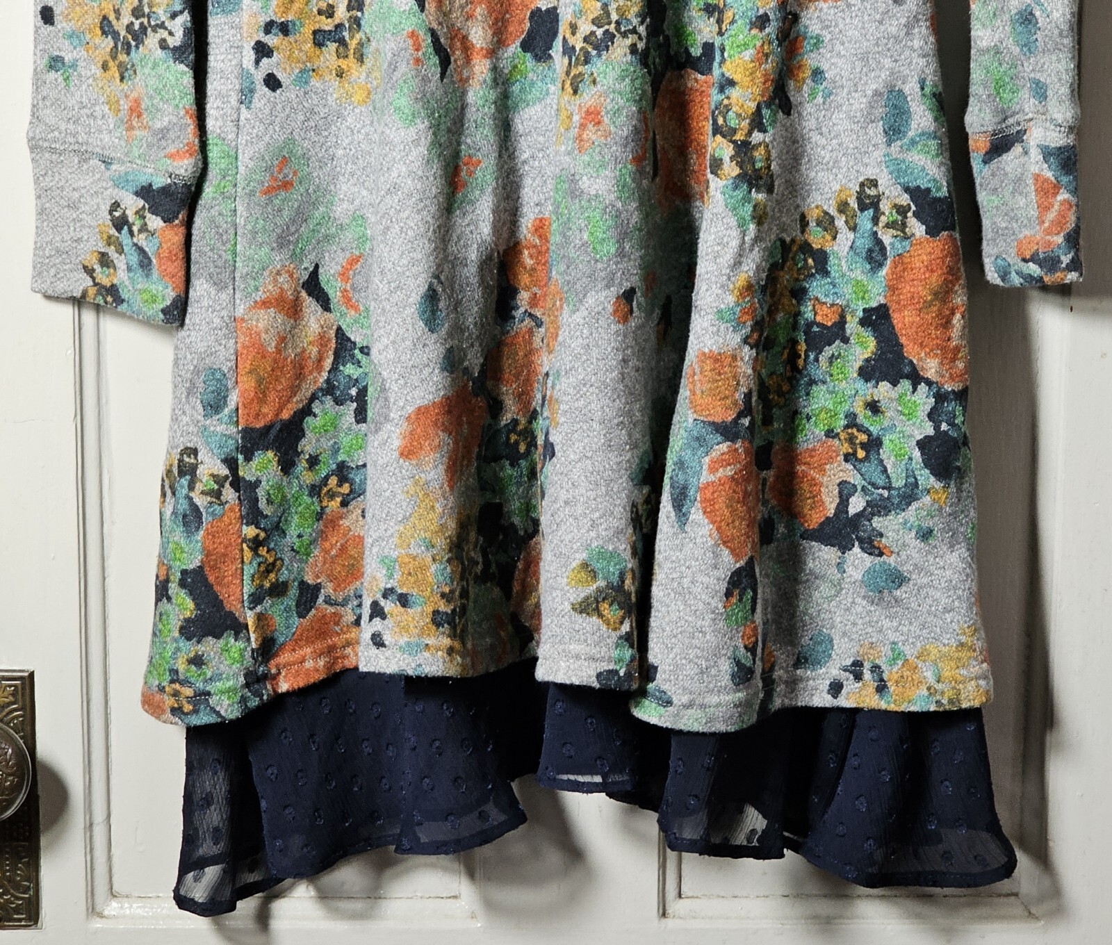 Fairycore Mon-Sun Dress Women's Size S Gray Floral Lace Sweatshirt L/S Comfy