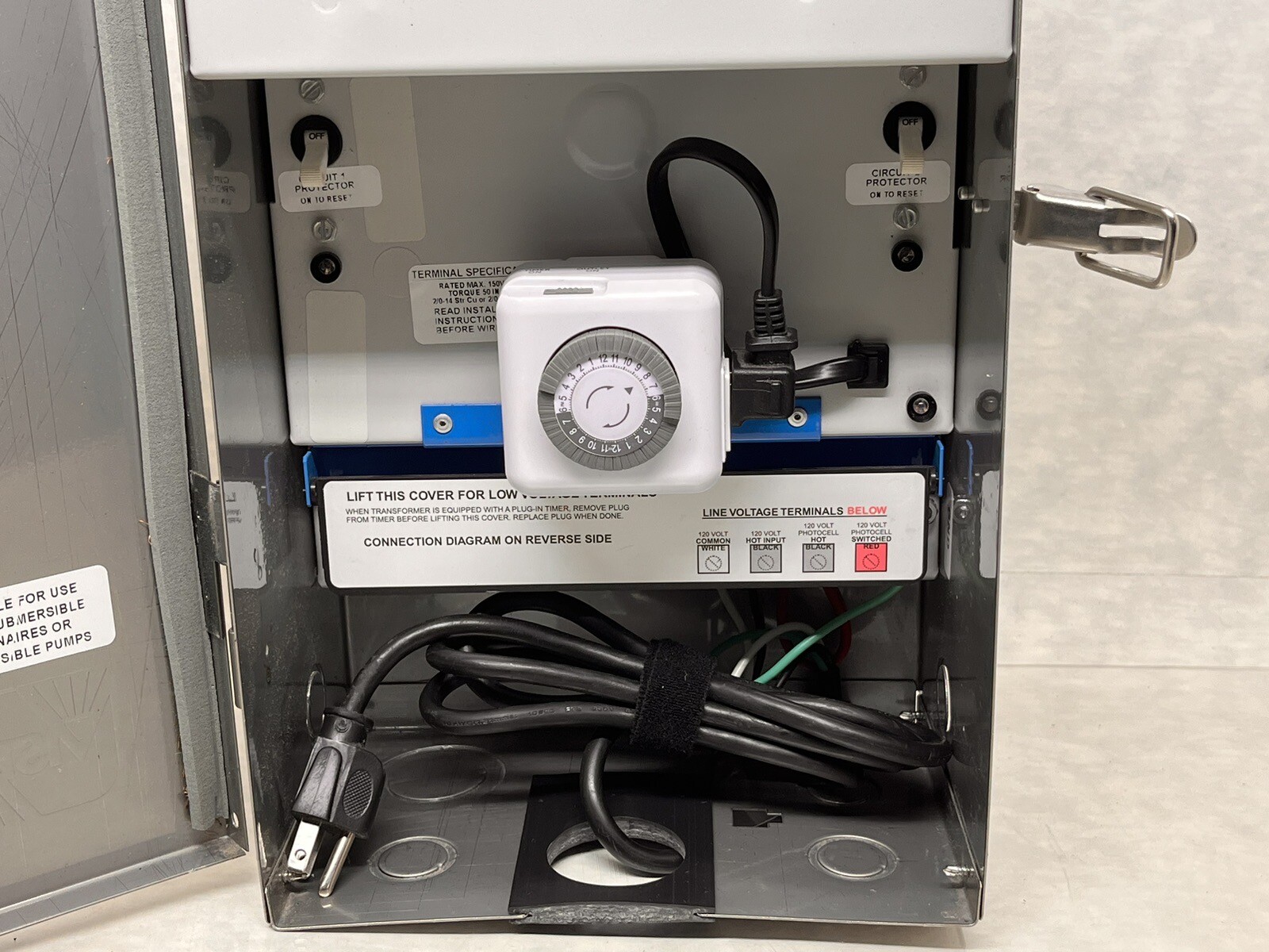 VISTA MT600T Outdoor Lighting VA MultiTap Low Voltage Transformer