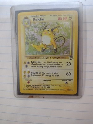 Raichu 英語版 16/130 Pokémon TCG Raichu 16/130 Base Set 2 Holo Rare 80 HP Stage 1