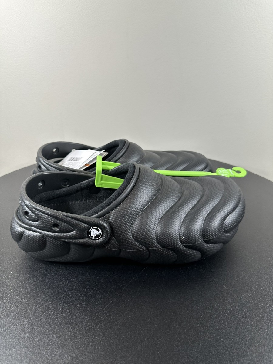 Crocs Classic Lined Overpuff Slip On Clogs Shoes Black M9  display picture 1