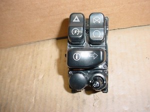 Harley Davidson Touring Right Side Switch Pack Handlebar Switch 71500129B 15844