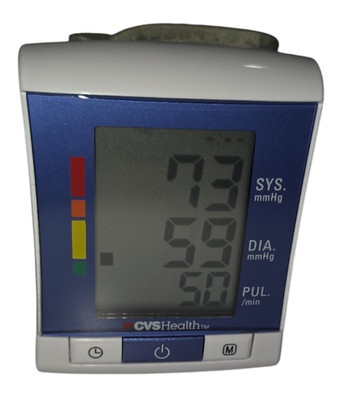 BLOOD PRESSURE MONITOR: CVS Health Series 400W Wrist Cuff~Complete