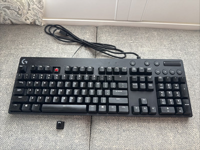 Logitech G610 ORION Red Backlit Mechanical Gaming Keyboard BROKEN KEY