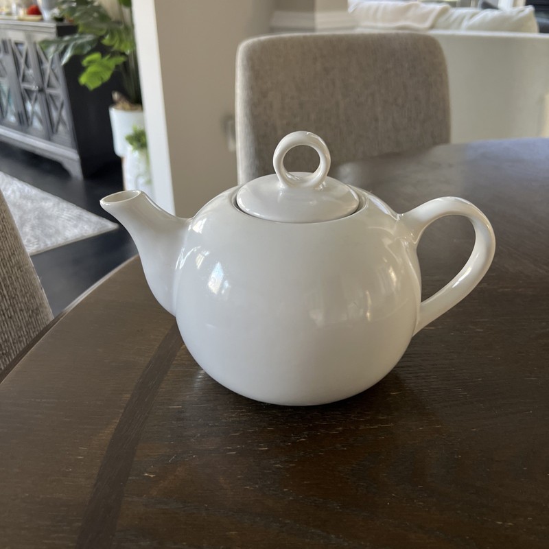 Westwood White Teapot. Great Condition