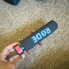 RØDE VideoMic GO On-Camera Shotgun Mic, Shock Mount, Shoe Mount, 3.5mm