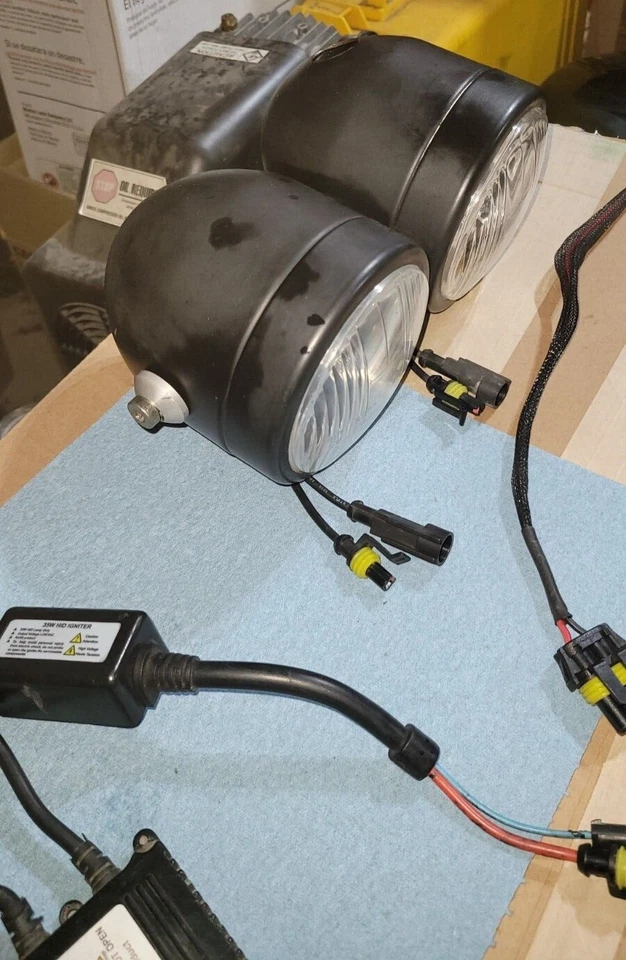 Carcasa de faros Ducati Monster 620 M620 2002-06 con kit de luces DDM HID Foto 3 de 4