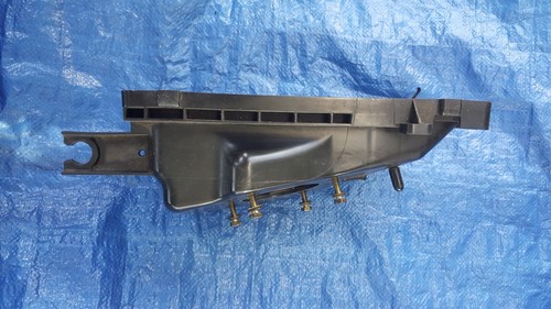 2003-2007 Infiniti G35 Air Filter Intake Upper part of Cleaner Box 16500-AC700 - Picture 5 of 6