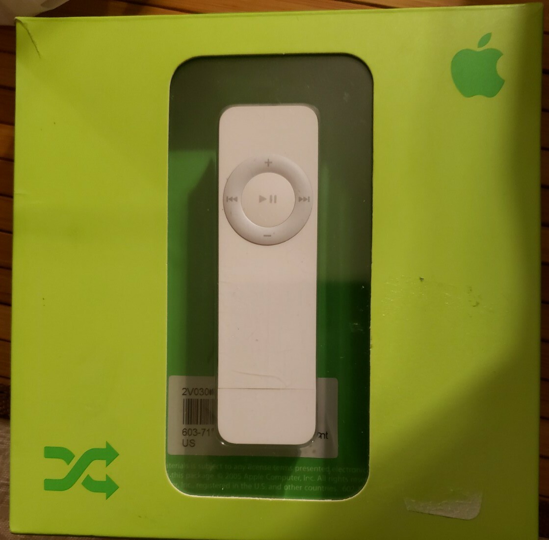 Apple iPod shuffle 1st Generation White (512 MB) - New Open
