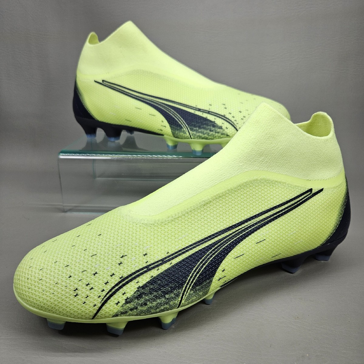 Puma Laceless Soccer Cleats Ultra Match+ LL FG AG Volt 107032-01