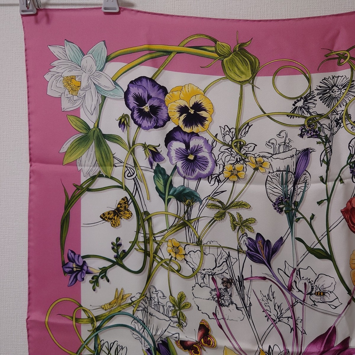 GUCCI スカーフ 約85cm Gucci large scarf Silk square GUCCI Scarf 85cm 33″ floral