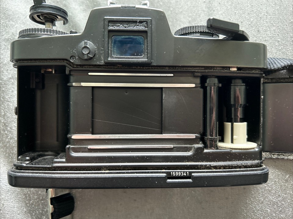 Leica R4 SLR Film Camera Body Very Good Condition With Tamron Adaptall