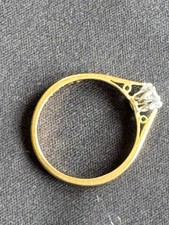 Diamond Engagement Ring 18ct Gold Ring Size K. 0.25ct.    Hallmarked.