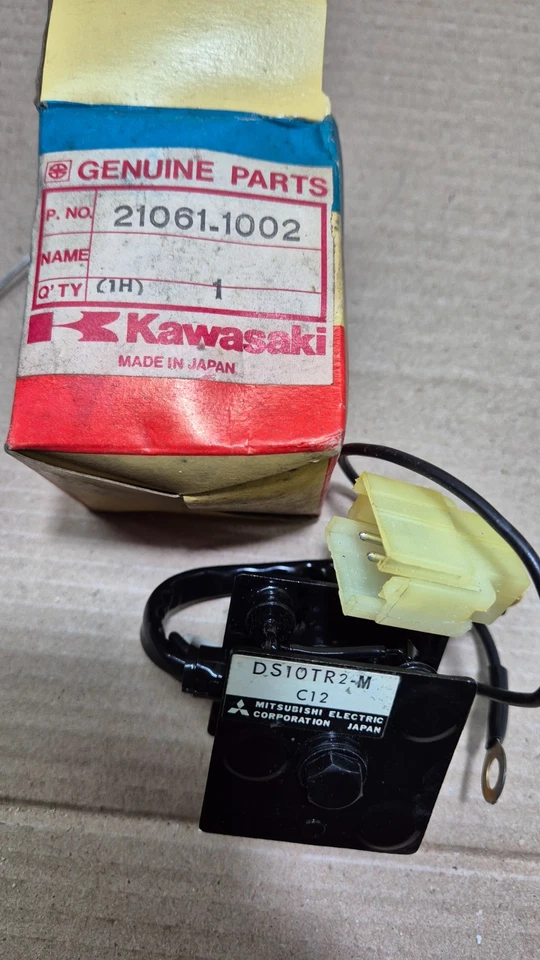 21061-1002=99996-1159 RECTIFICADOR KAWASAKI Z900 KZ1R KZ1000 Foto 4 de 4