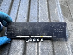 AUDI A6 Avant 4F5, C6 Antennenverstärker  4F9035225D 2.00 Petrol 125kw 18158772