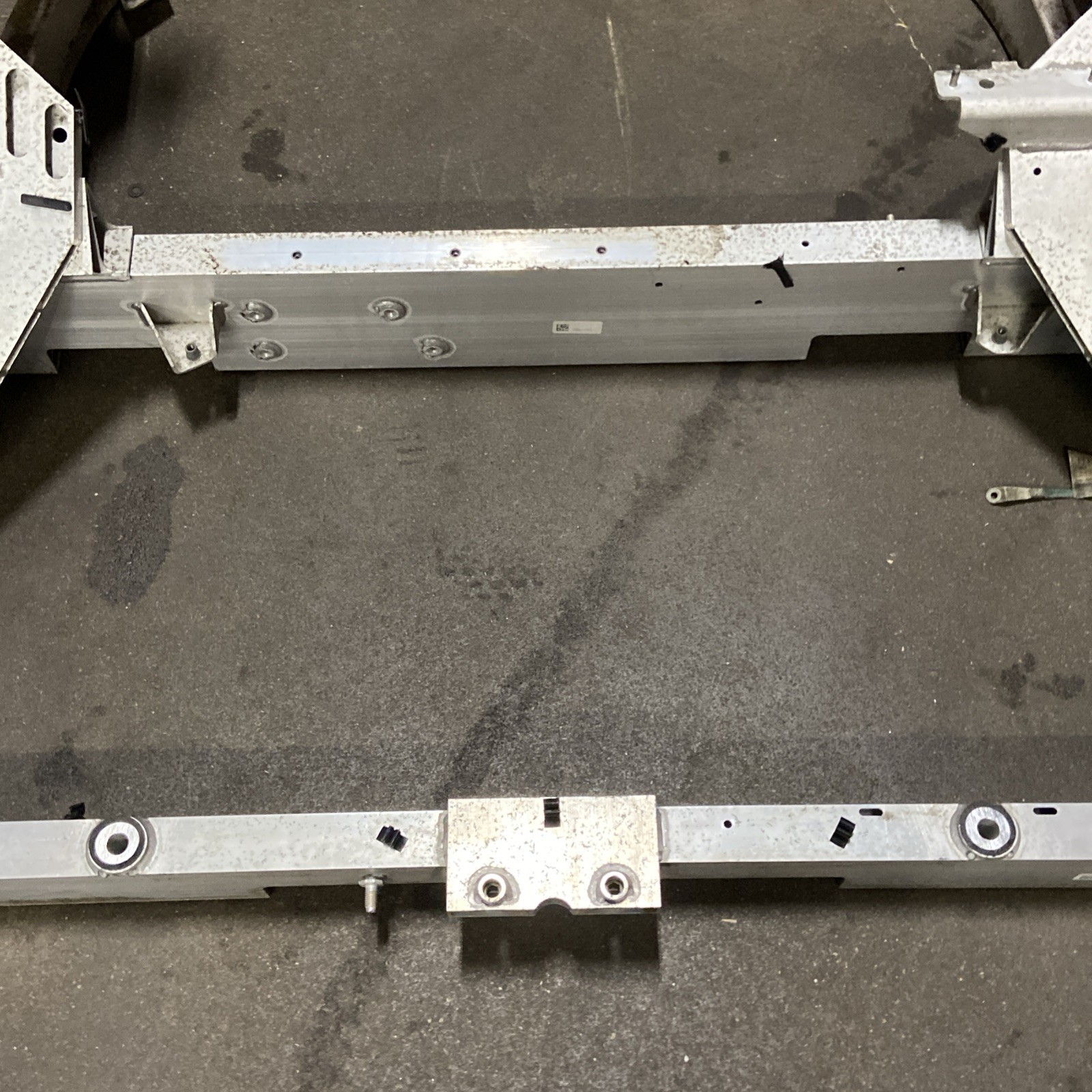 2014-2020 BMW i8 l12 Rear Suspension Crossmember Subframe Axle Beam OEM