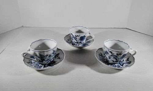 Blue Danube Onion Coffee Tea Cups And Saucers Rectangular Mark Set 3 Vintage