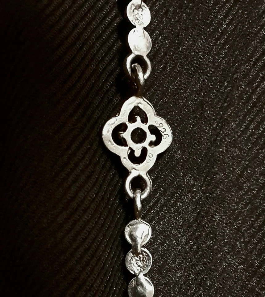 Винтажный браслет из стерлингового серебра 925 пробы с цветочным узором с гематитом, цирконием бриллиантовой огранки  - Изображение 3 из 4