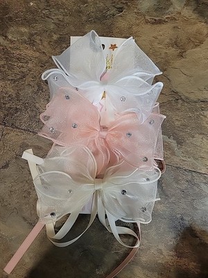 Danbar Global Pink And White Fabric Bow Hair Accessories Sparkly Hugs And Kisses