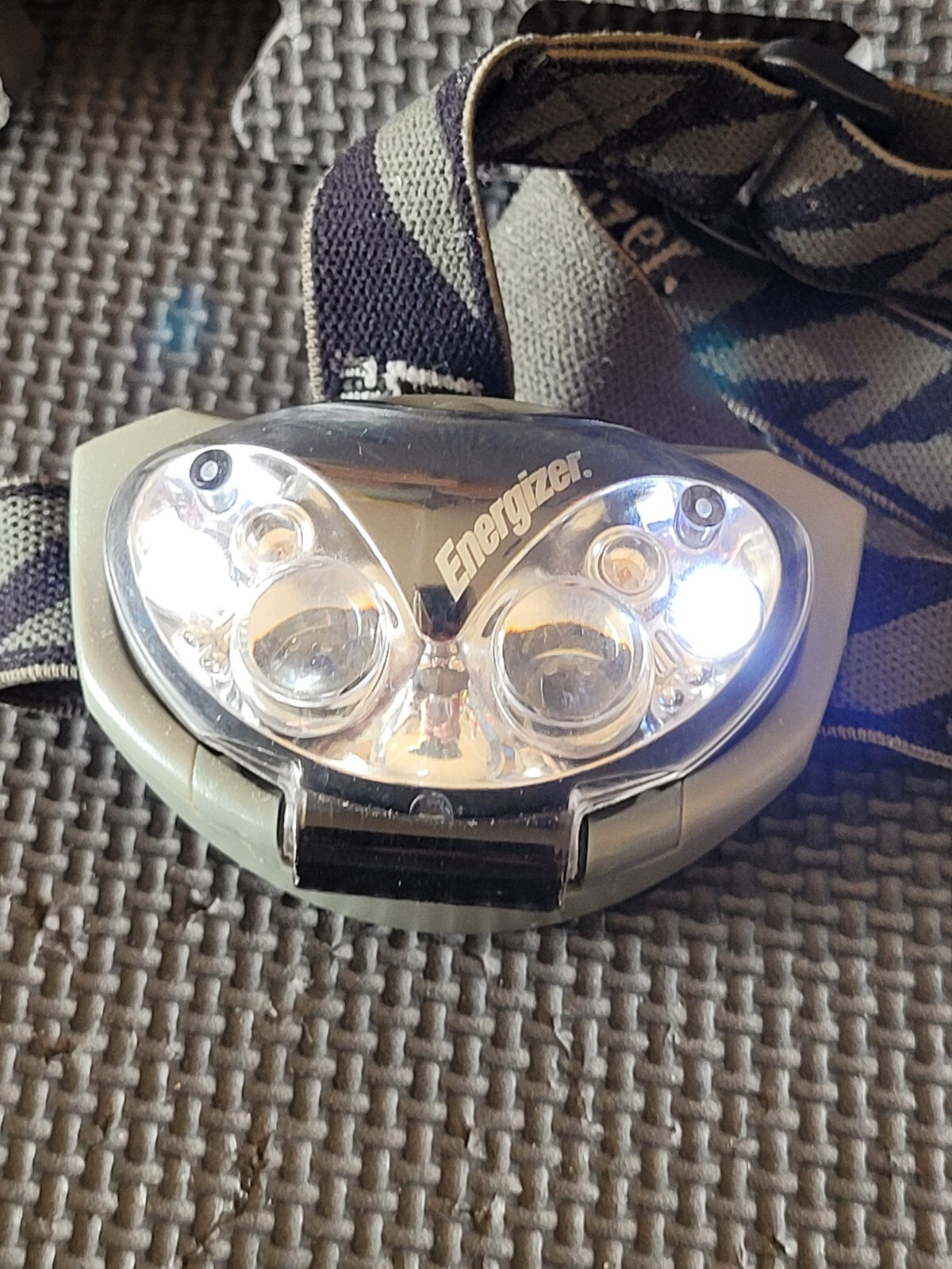 Energizer HeadLight Headlamp 6 Led Red and White Led 50 Hours 4 Light