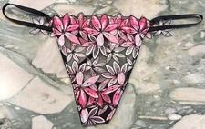 NEW Victoria Secret Very Sexy Ziggy Glam Floral Embroidery V-String - Pink - XXL