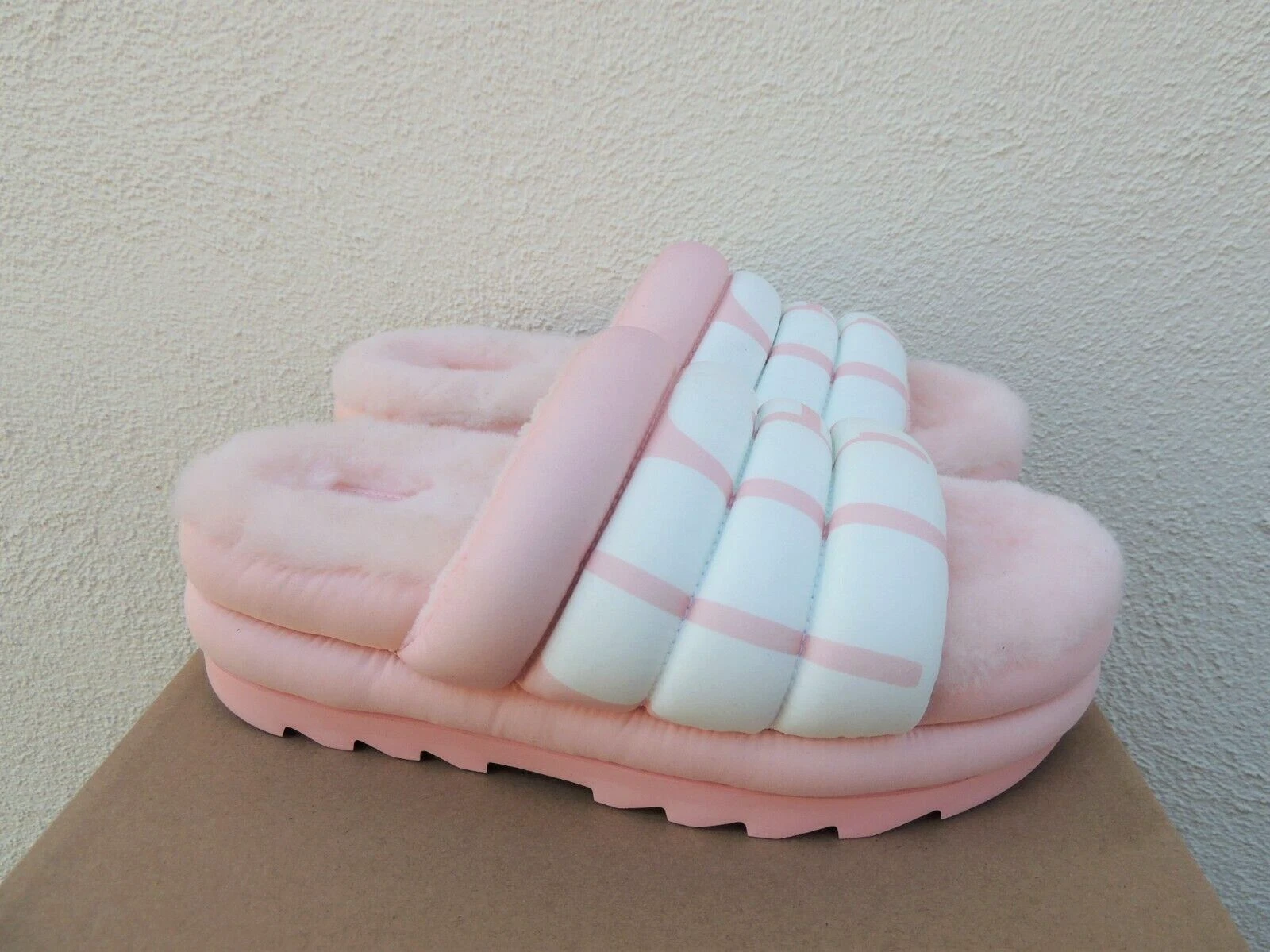 SANDALI SLIDE UGG ROSA MAXI LOGO PELLE DI PECORA PLATEAU DONNA US 11 EUR 42 ~NUOVI