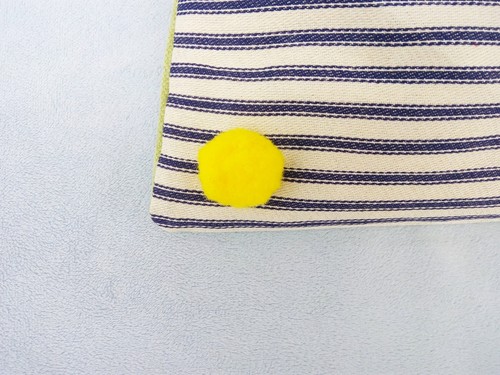 Handmade Tablet holder tablet stripes green pillow Ipad cushion stand Valentine - 第 10/11 張圖片