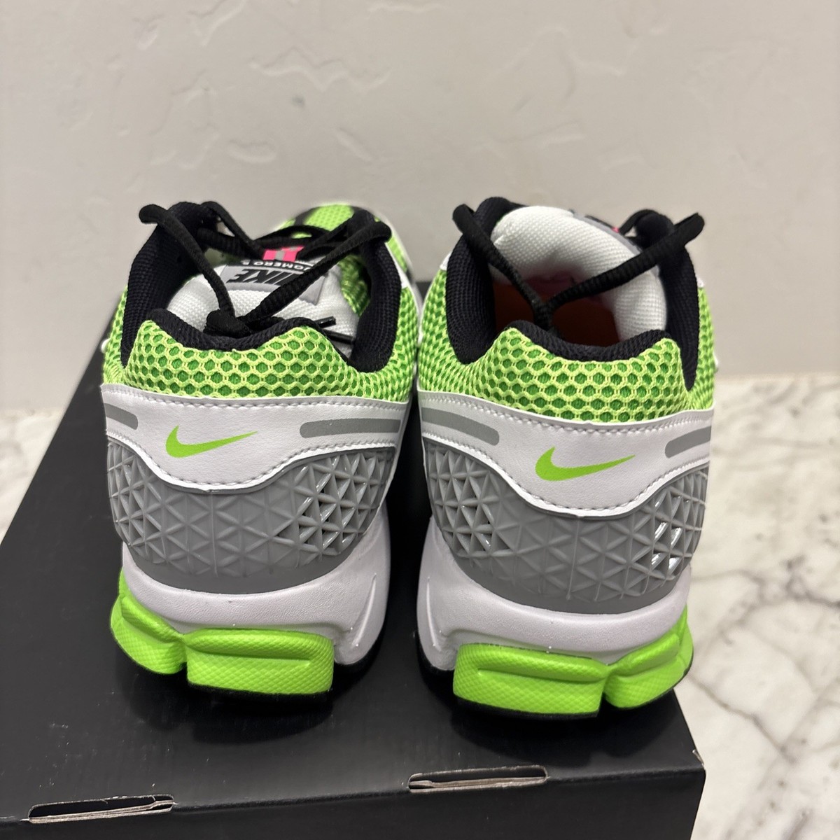Nike Air Zoom‎ Vomero 5 SE SP 2019 Electric Green CI1694-300 Size US 11 Air Zoom Vomero 5 SE SP  main image 4