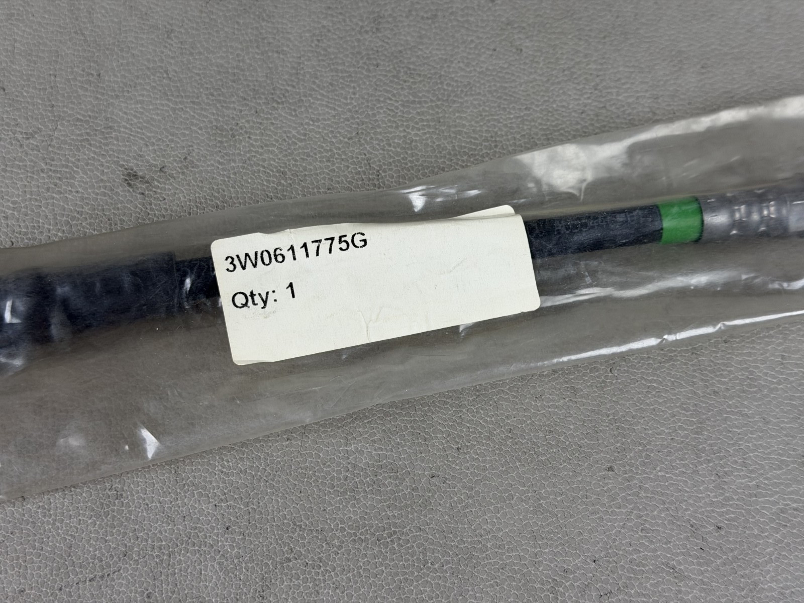 New! Never Used! Bentley Brake hose (3W0611775G)