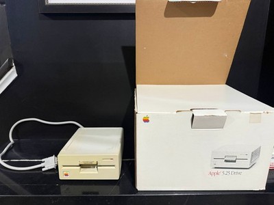 Apple Floppy Drive 5.25 w Box & Manual A9M0107 | eBay