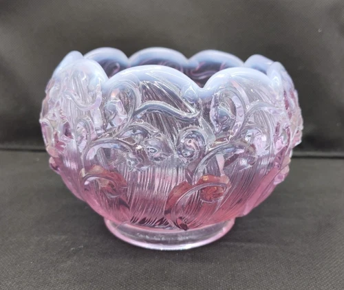Fenton Glass Lily Of The Valley 5.5" Rose Bowl Opalescent Lavender Label And Box