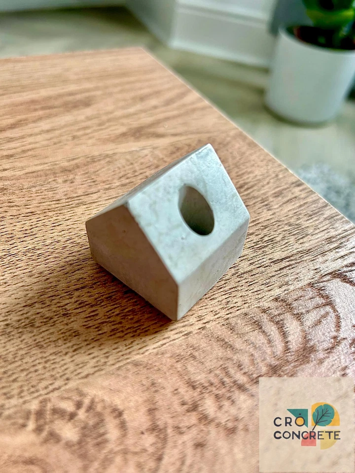 Handmade Concrete Single Pen Pencil Holder Minimal Stand Present Gift - Image 2 of 4