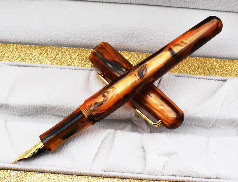 Neuer Picasso Zelluloid Füllfederhalter EtSandy Aurora PS-975 Iridium F Geschenk - Bild 4 von 4