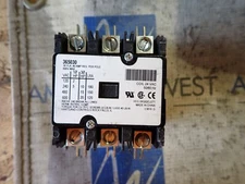 Hartland Controls 3 Phase Contactor 30 Amp  365030  15 HP 480v  24 VAC Coil