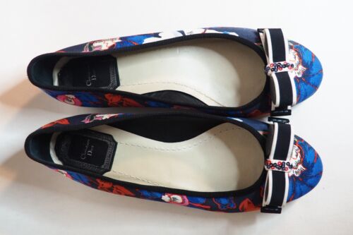 Christian Dior Azul y Rojo Floral Lazo Pisos, Talla 5 (US) 35 (EU) - Imagen 2 de 11
