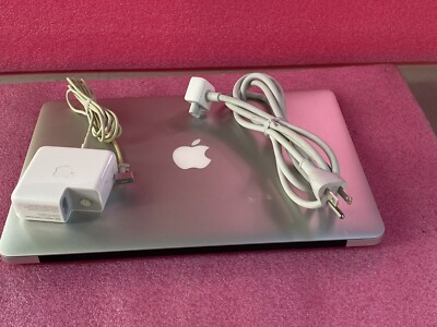 Early 2015 MacBook Air 13