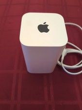 Apple AirPort Extreme Wireless Router A1521 WITH POWER CORD
