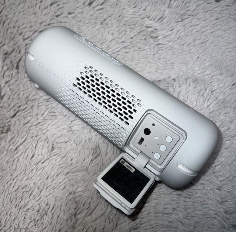 Sony SRS-XB22 Portable Bluetooth Speaker Waterproof Dustproof