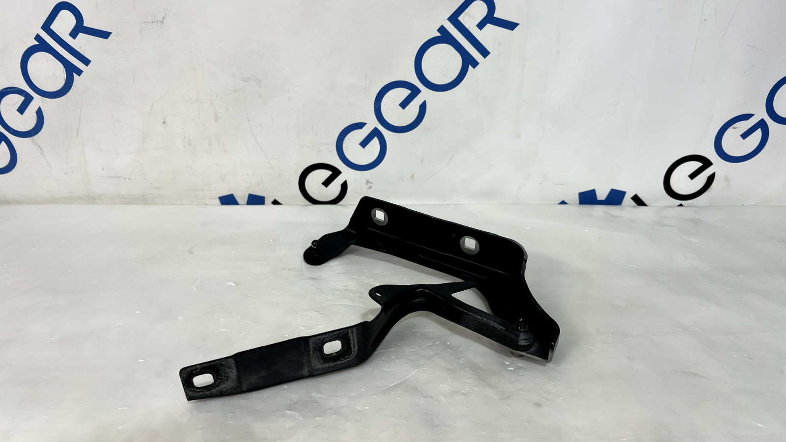 MASERATI Quattroporte HOOD BONNET LEFT & RIGHT SIDE HINGE SUPPORT OEM 14-24 SET